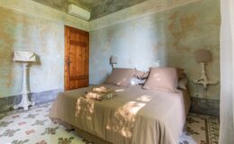  | Only on SopranoVillas