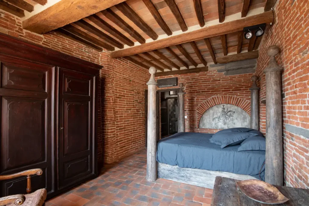 Lucca Refined Heritage House | Tuscany | Only on SopranoVillas