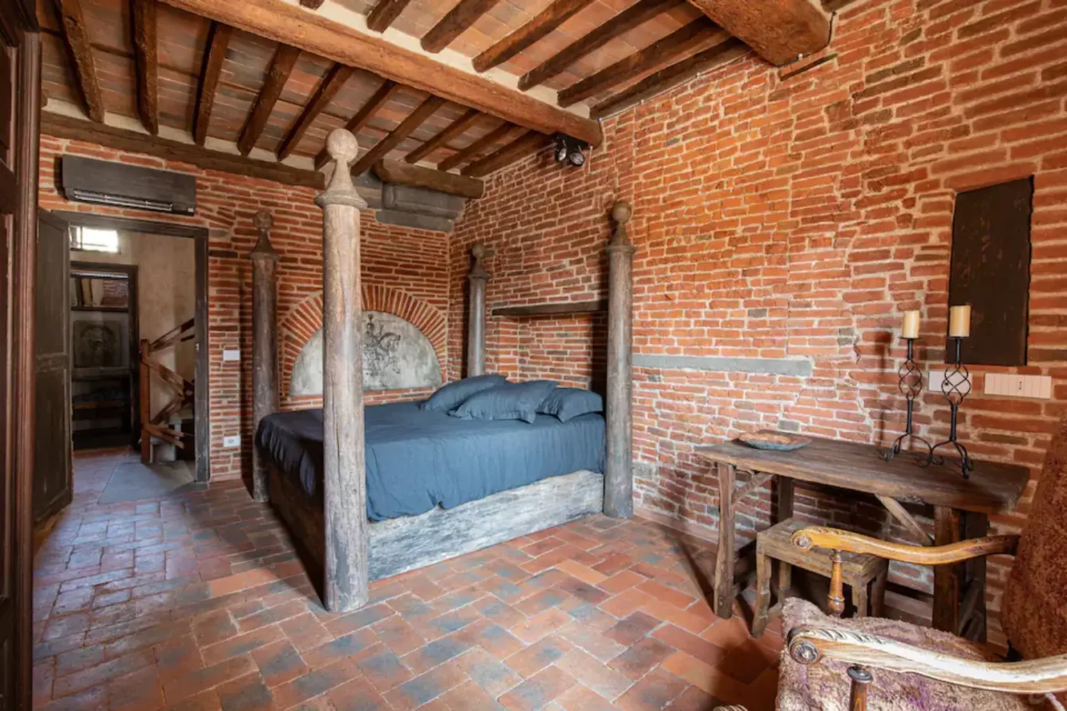 Lucca Refined Heritage House | Tuscany image 16 | Only on SopranoVillas