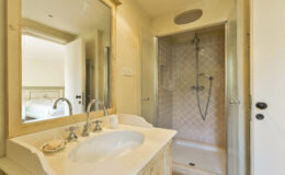  | Only on SopranoVillas