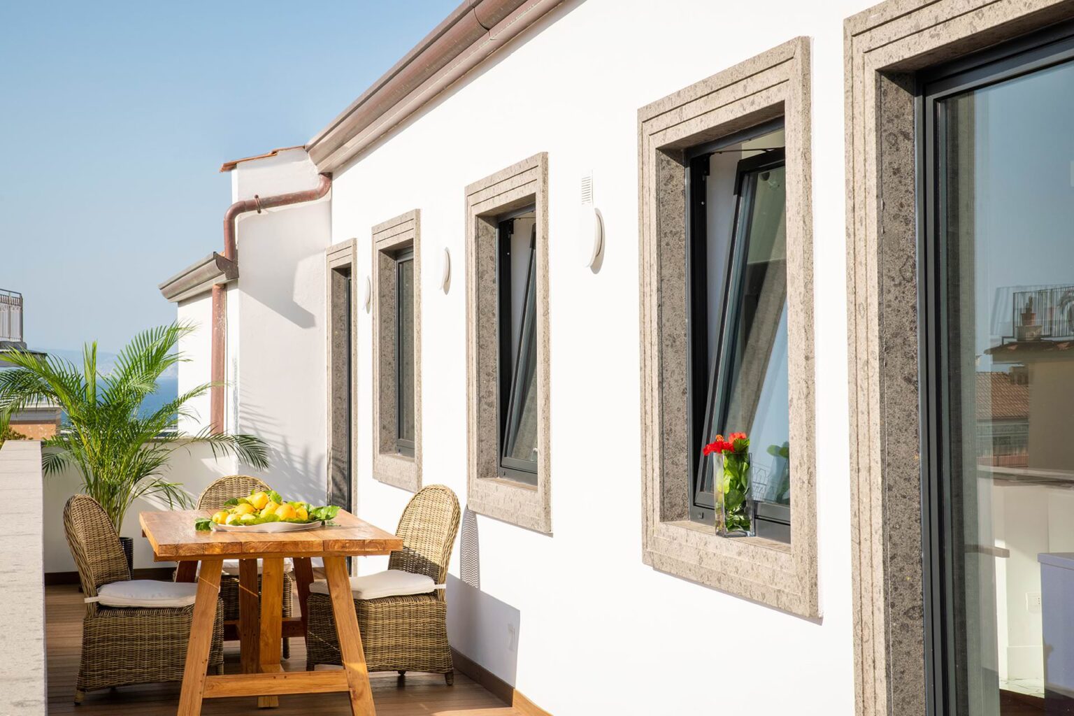 Sorrento Glamorous Villa | Amalfi Coast image 14 | Only on SopranoVillas