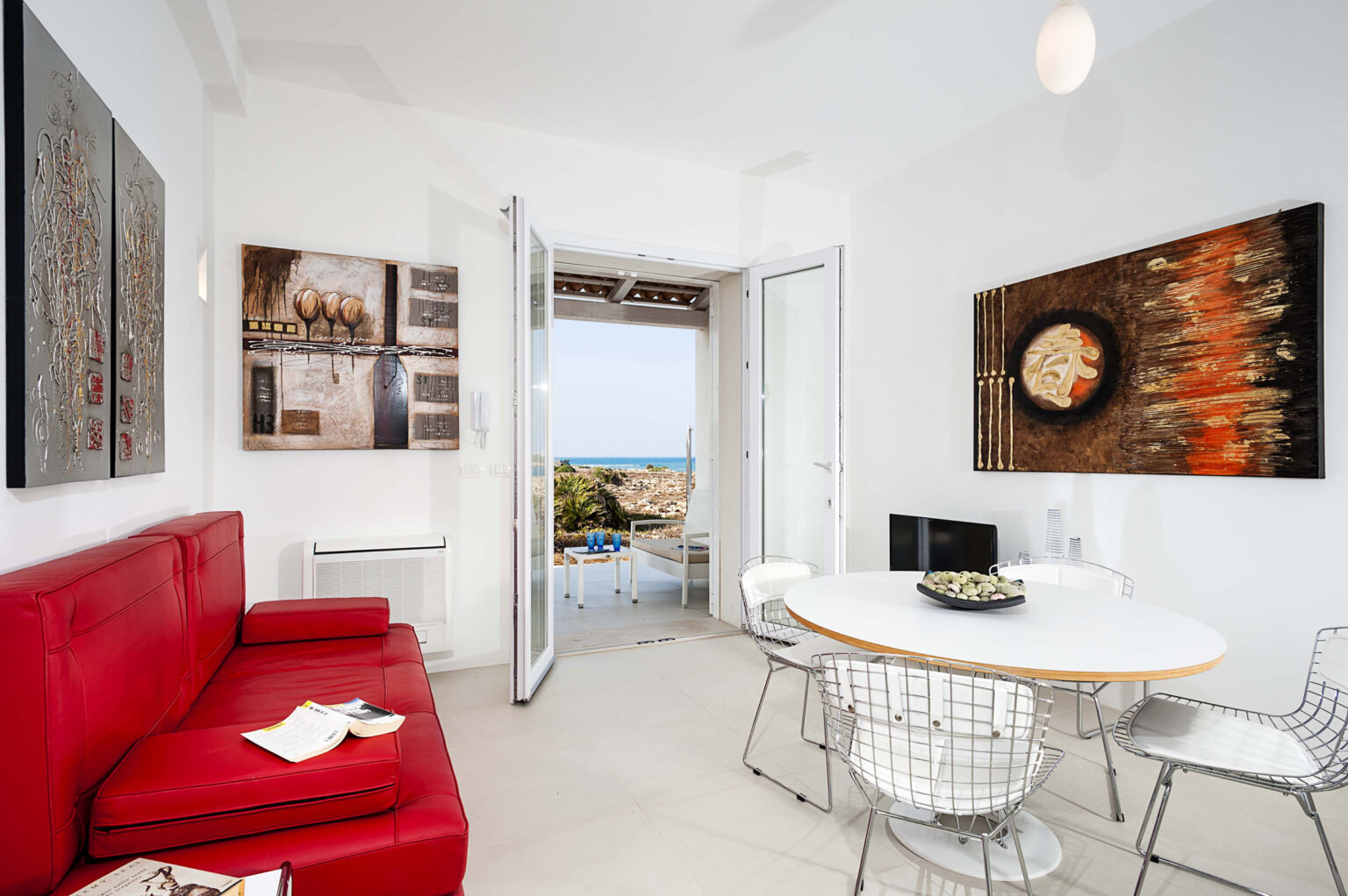 Portopalo Seaview Villa | Sicily image 28 | Only on SopranoVillas