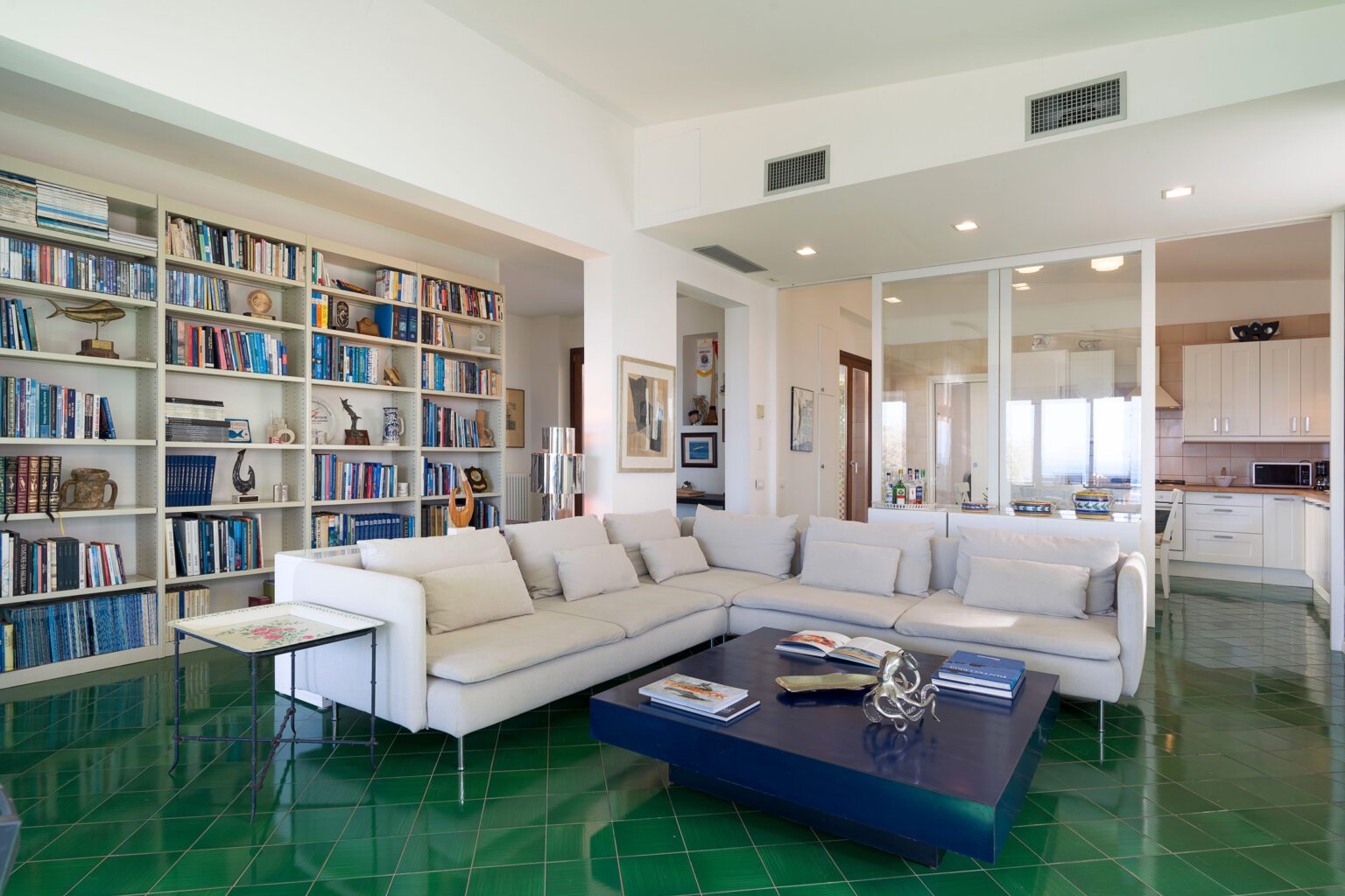 Spectacular Vista Retreat | Sicily image 10 | Only on SopranoVillas