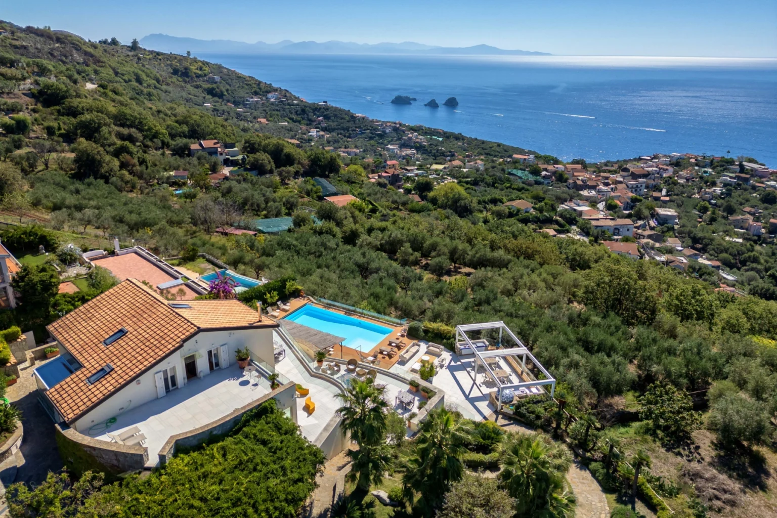 Villa Vista Mare | Amalfi Coast image 40 | Only on SopranoVillas