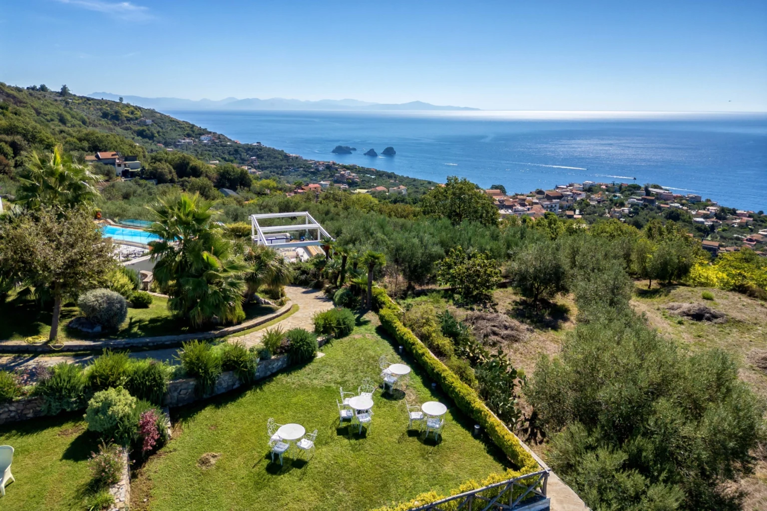 Villa Vista Mare | Amalfi Coast image 39 | Only on SopranoVillas