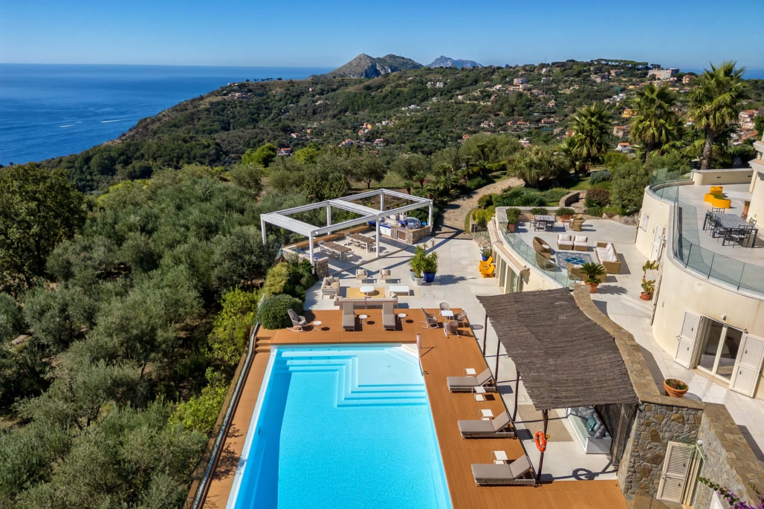 Villa Vista Mare | Amalfi Coast image 3 | Only on SopranoVillas