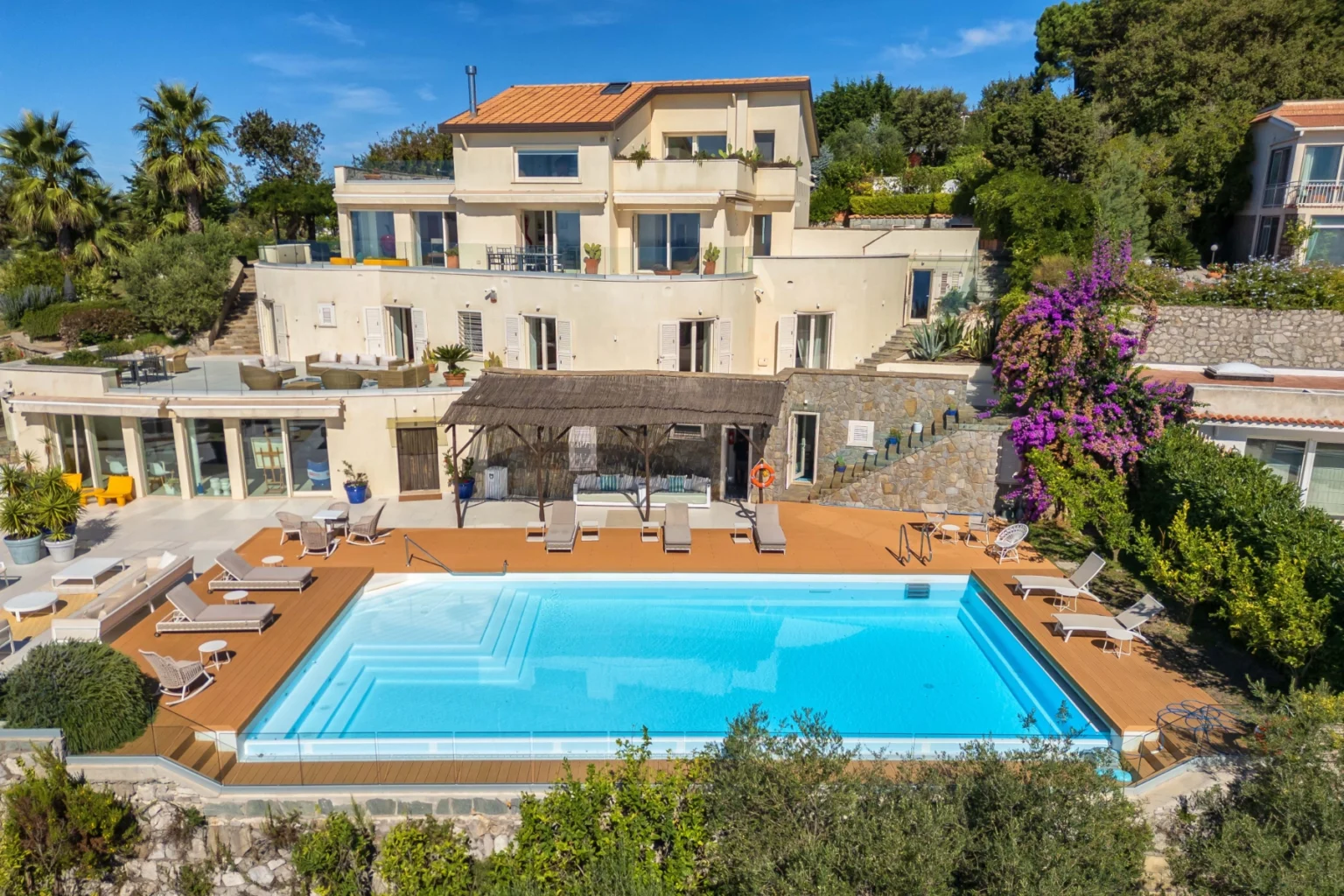 Villa Vista Mare | Amalfi Coast image 2 | Only on SopranoVillas
