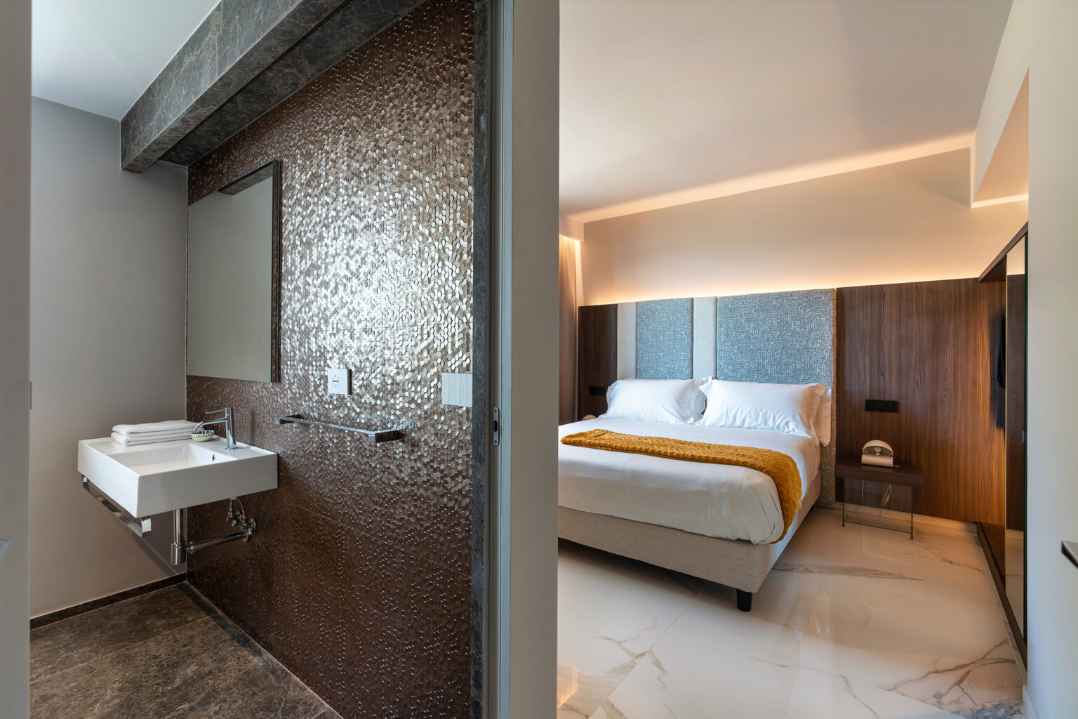 Contemporary Oceanview Villa | Sicily image 51 | Only on SopranoVillas