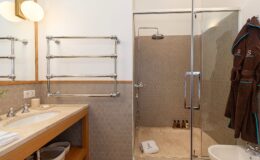 | Only on SopranoVillas