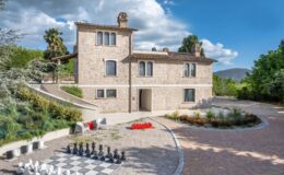  | Only on SopranoVillas