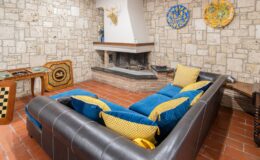  | Only on SopranoVillas