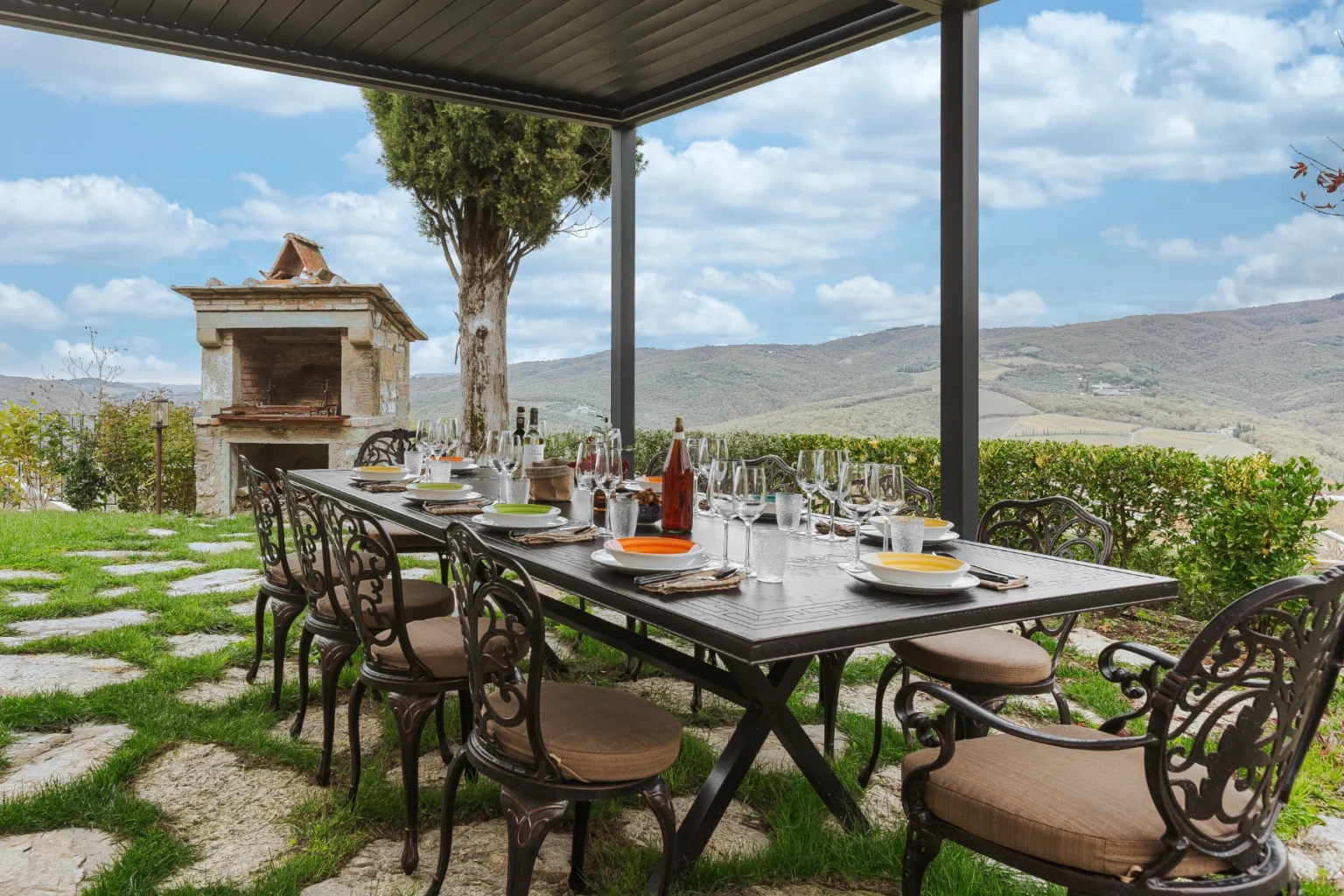 Chianti Sunset Villa | Tuscany image 36 | Only on SopranoVillas