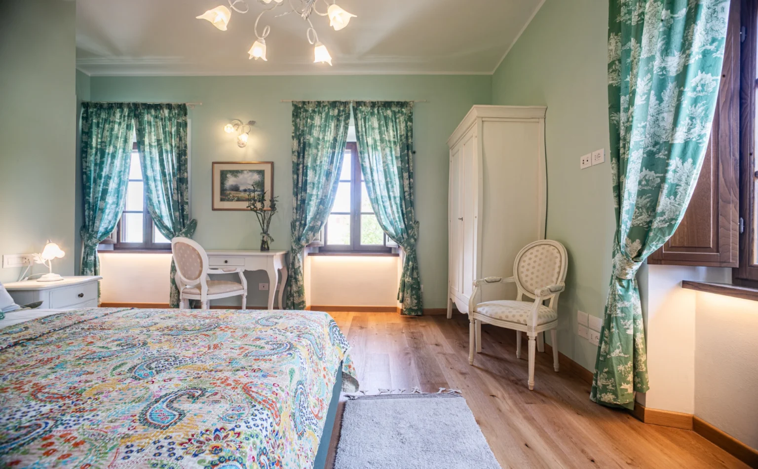 Chianti Sunset Villa | Tuscany image 18 | Only on SopranoVillas
