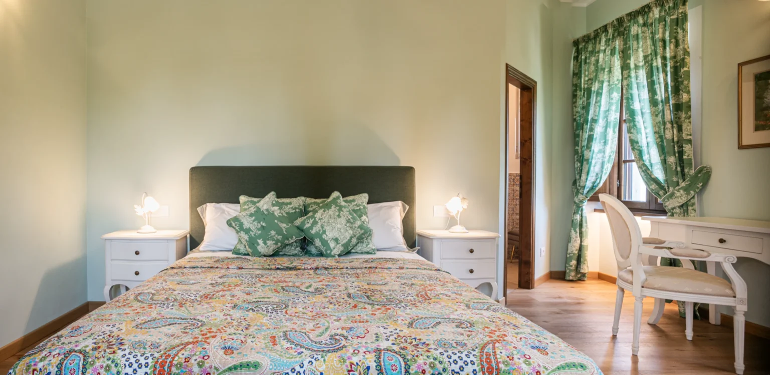 Chianti Sunset Villa | Tuscany image 17 | Only on SopranoVillas