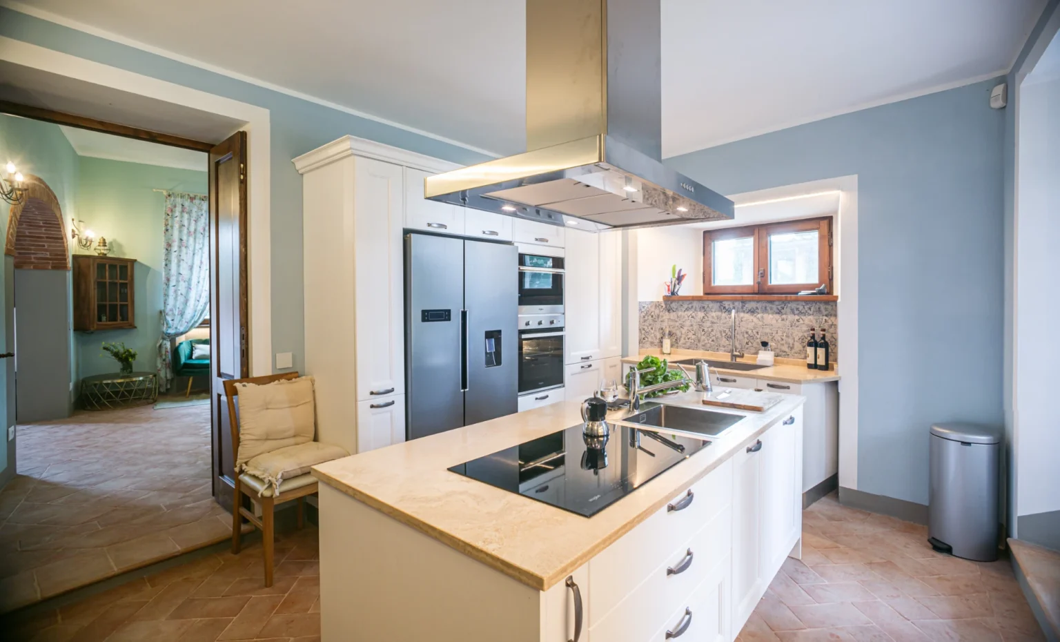 Chianti Sunset Villa | Tuscany image 9 | Only on SopranoVillas