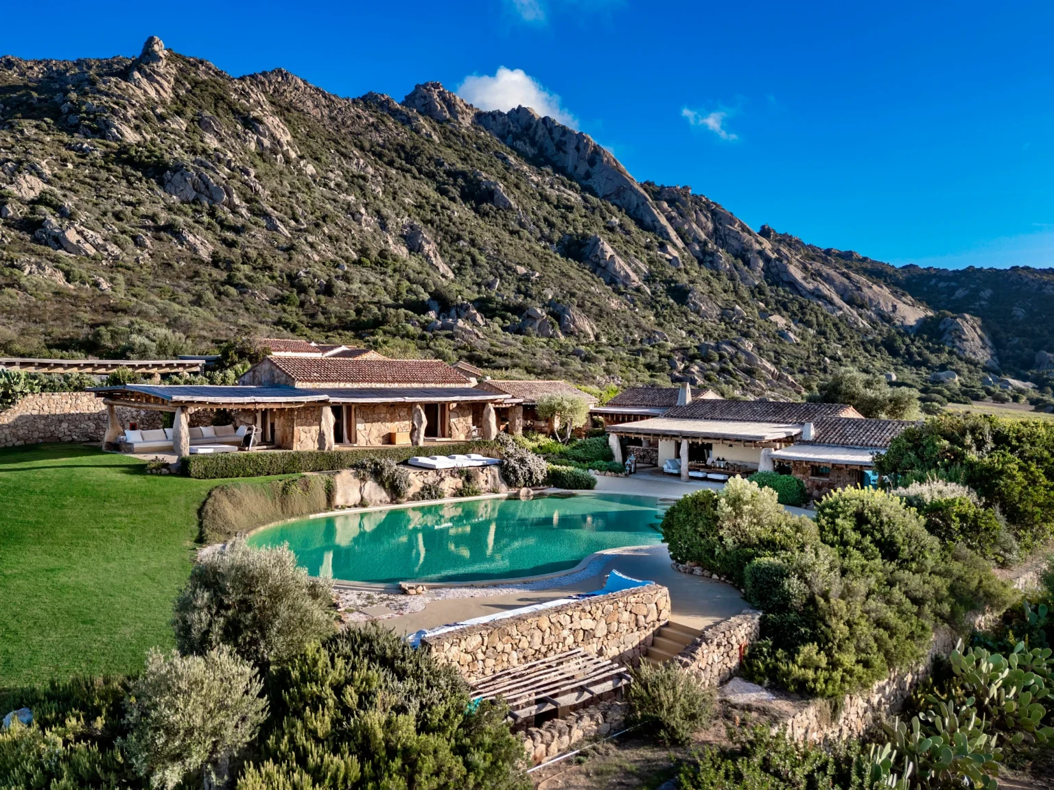 Porto Rotondo Serene Oasis | Sardinia image 37 | Only on SopranoVillas