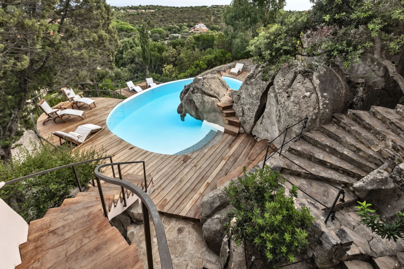 Mediterranean Private Retreat | Sardinia image 3 | Only on SopranoVillas