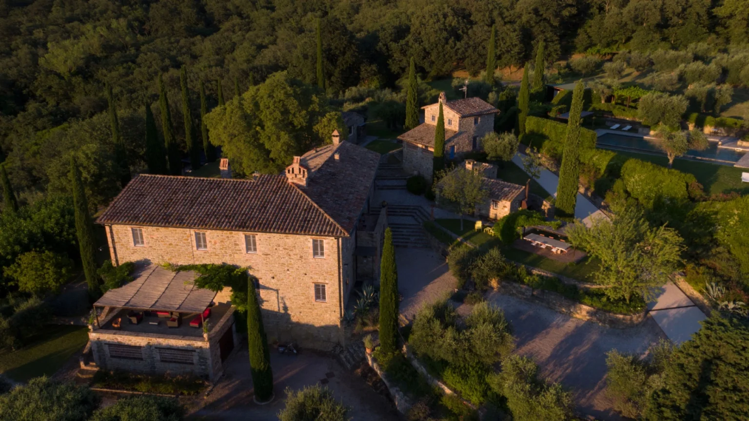 Lake Trasimeno Enchanting Farmhouse | Umbria image 42 | Only on SopranoVillas