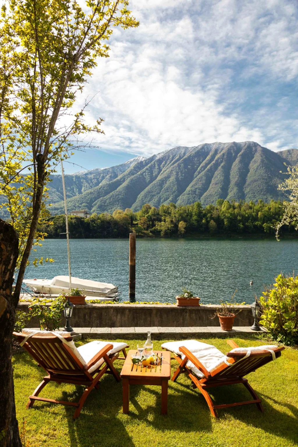 Waterfront Elegant Villa | Lake Como image 6 | Only on SopranoVillas