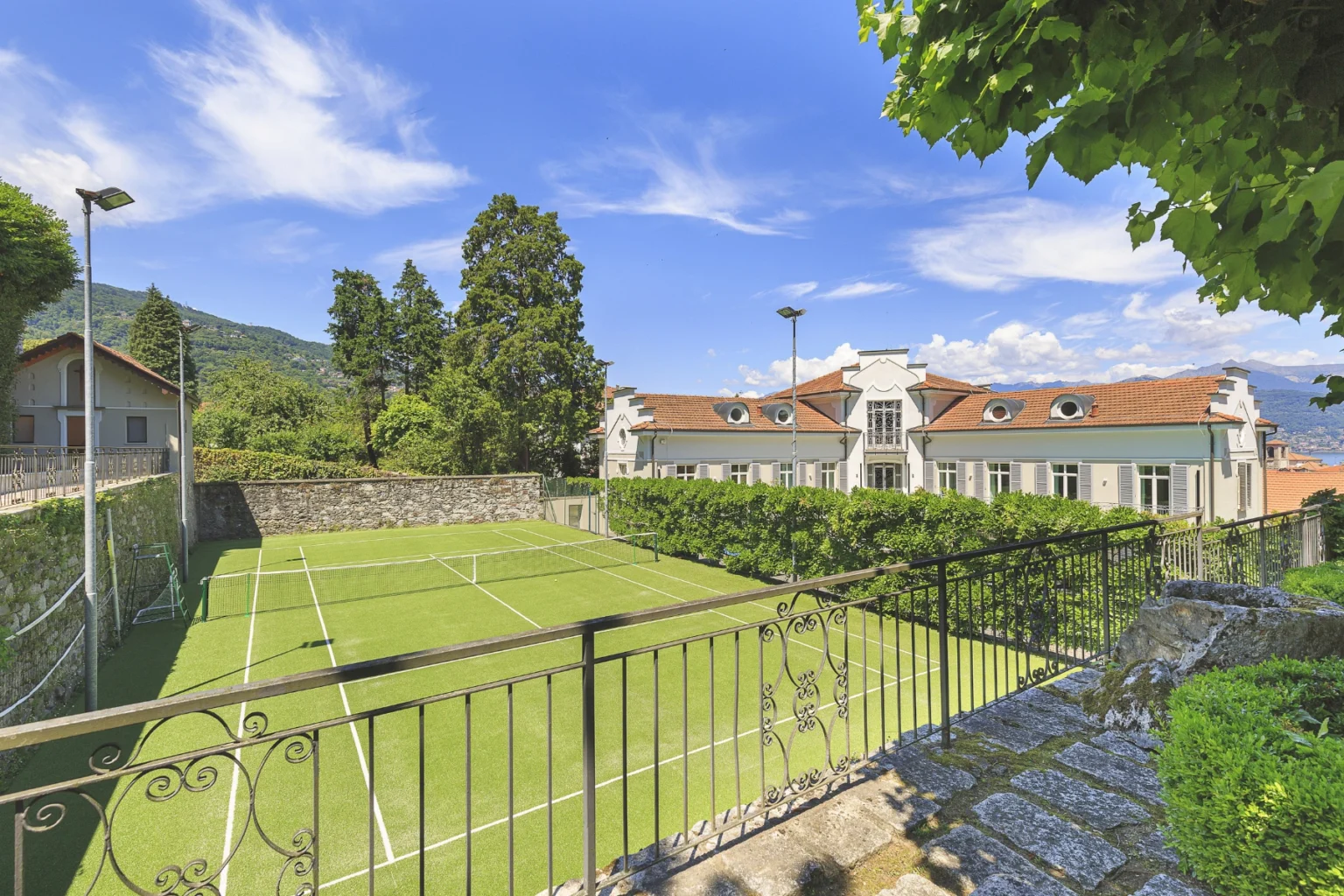 Stresa Elegant Villa | Lake Maggiore image 6 | Only on SopranoVillas