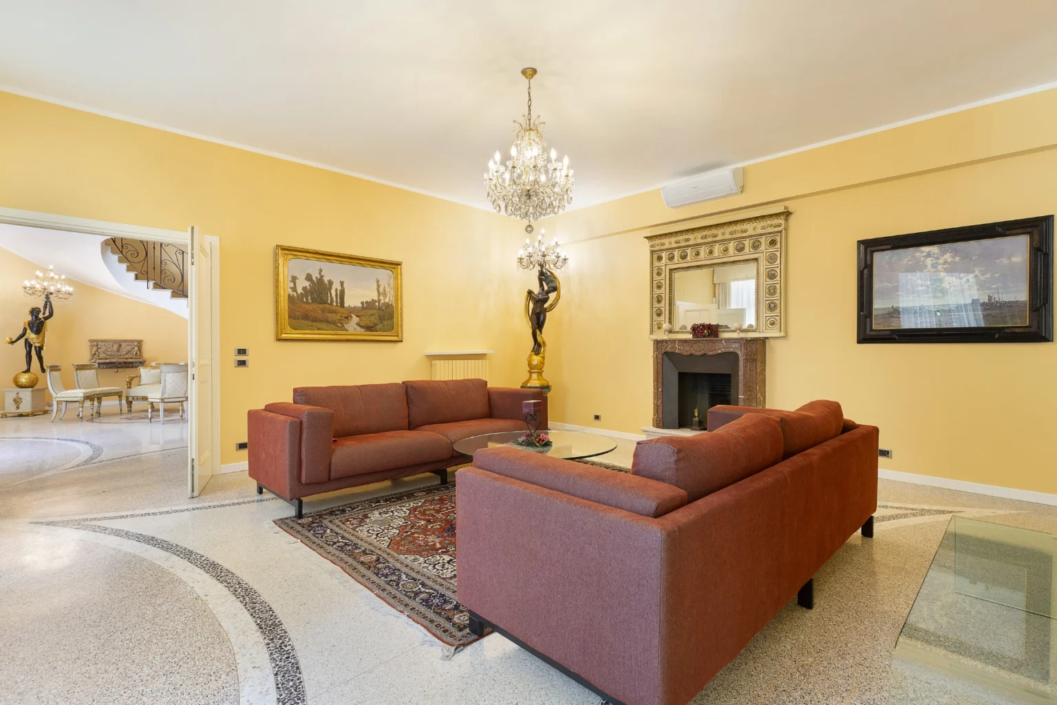 Stresa Elegant Villa | Lake Maggiore image 12 | Only on SopranoVillas