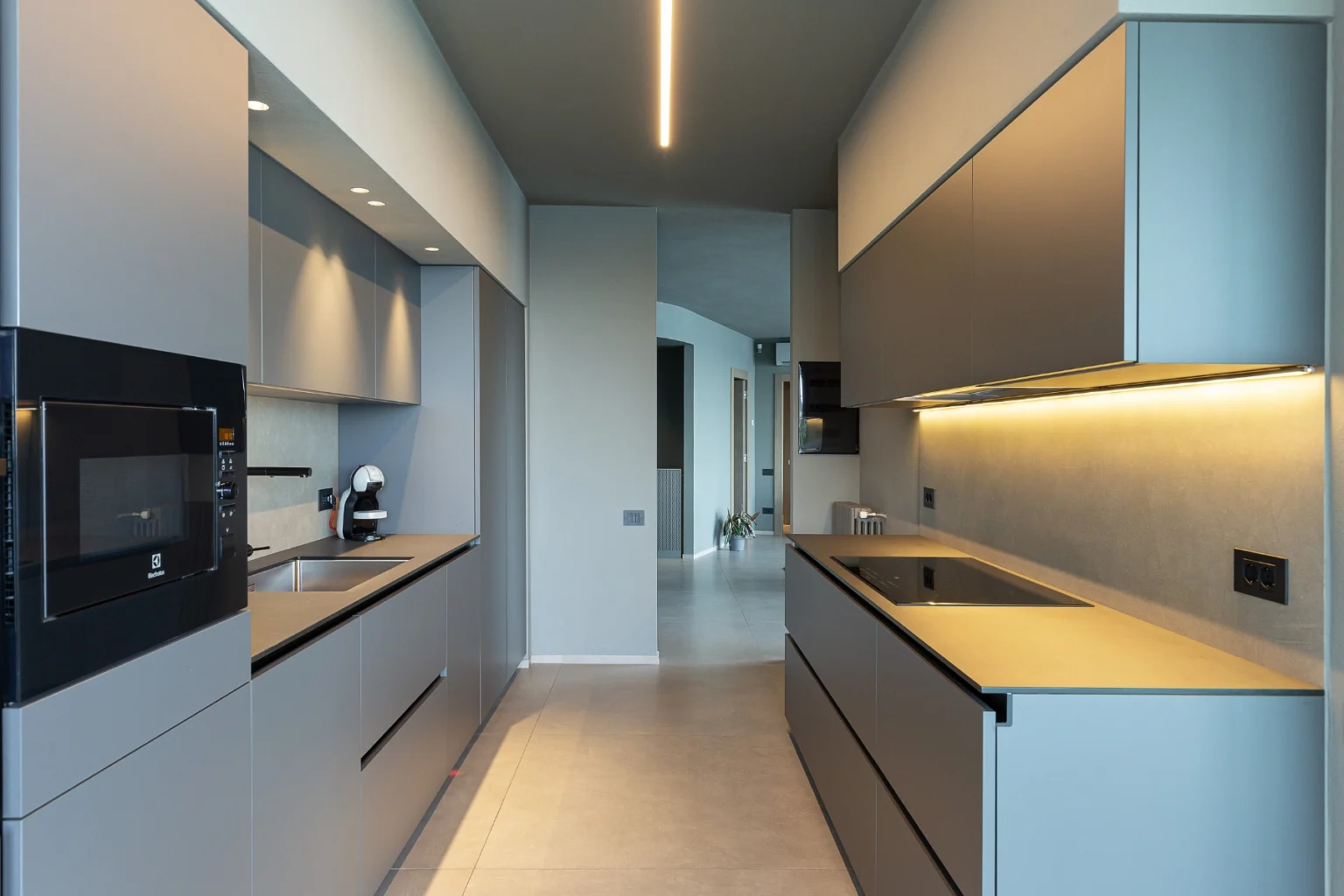 Modern Lakeview Villa | Lake Maggiore image 18 | Only on SopranoVillas