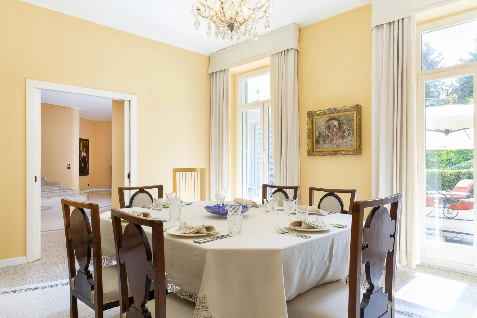 Stresa Elegant Villa | Lake Maggiore image 16 | Only on SopranoVillas