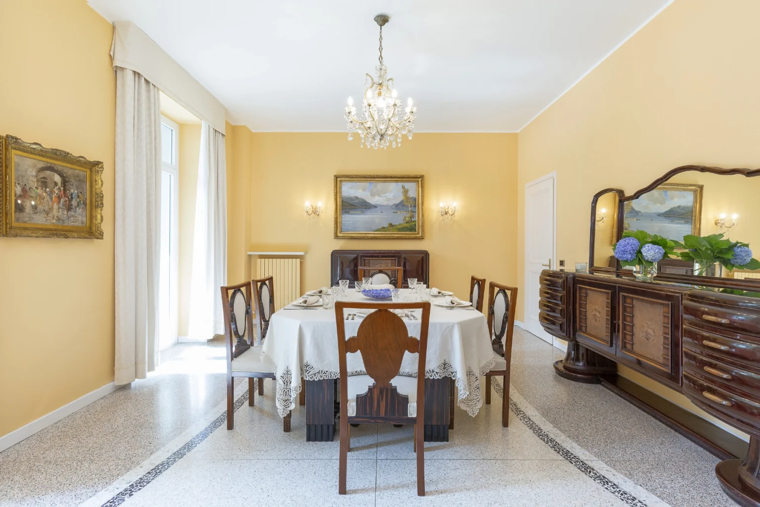 Stresa Elegant Villa | Lake Maggiore image 17 | Only on SopranoVillas