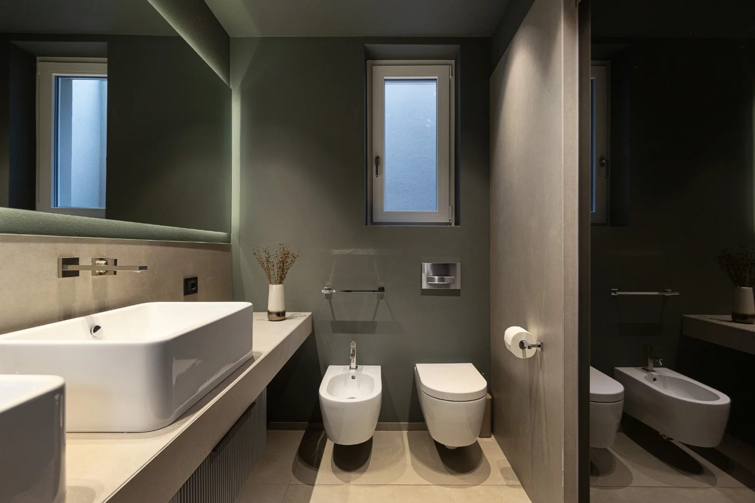 Modern Lakeview Villa | Lake Maggiore image 35 | Only on SopranoVillas