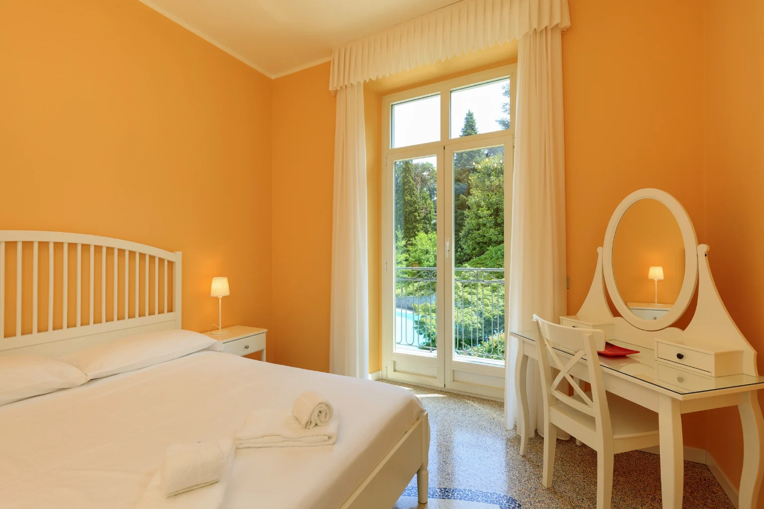 Stresa Elegant Villa | Lake Maggiore image 28 | Only on SopranoVillas