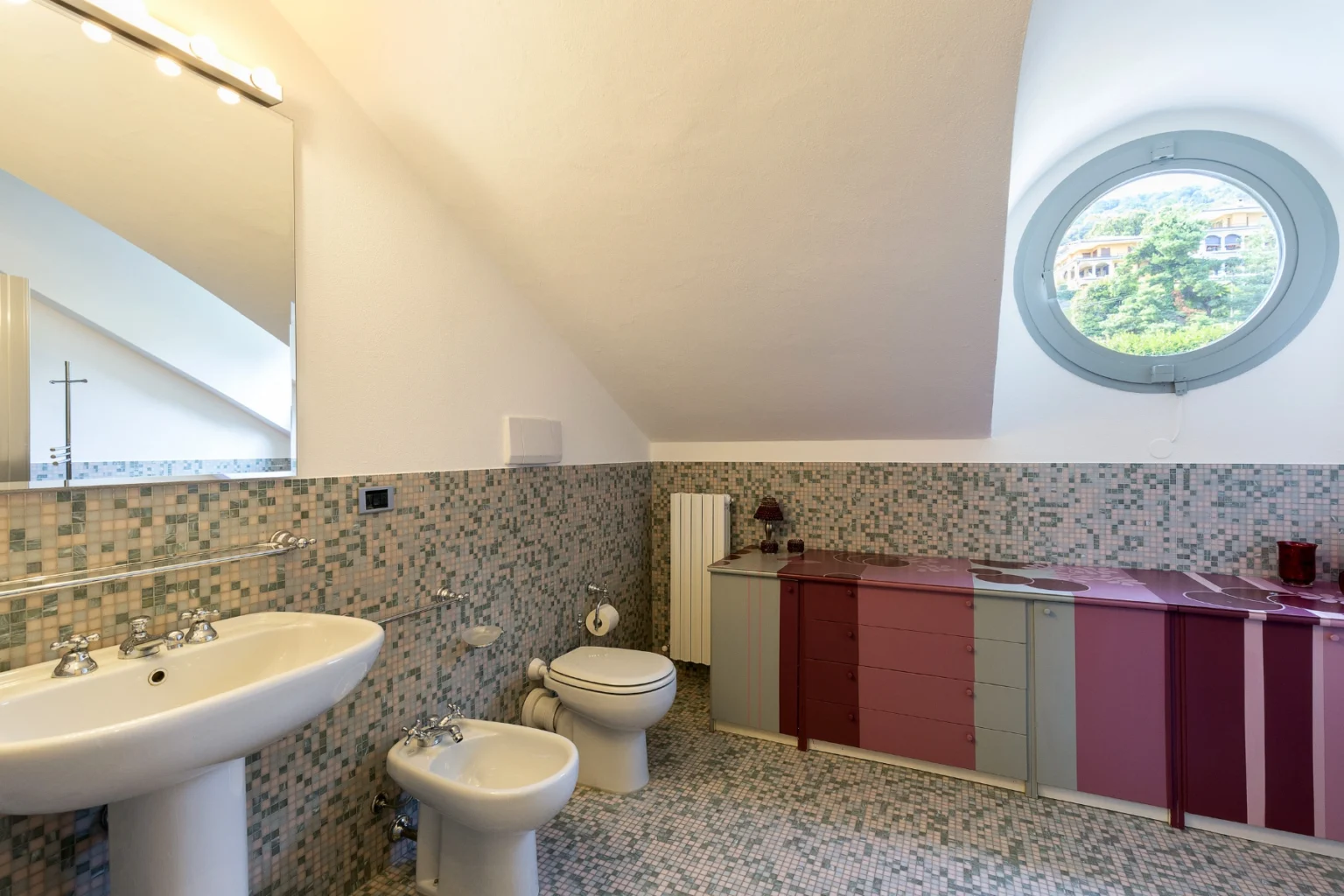 Stresa Elegant Villa | Lake Maggiore image 39 | Only on SopranoVillas