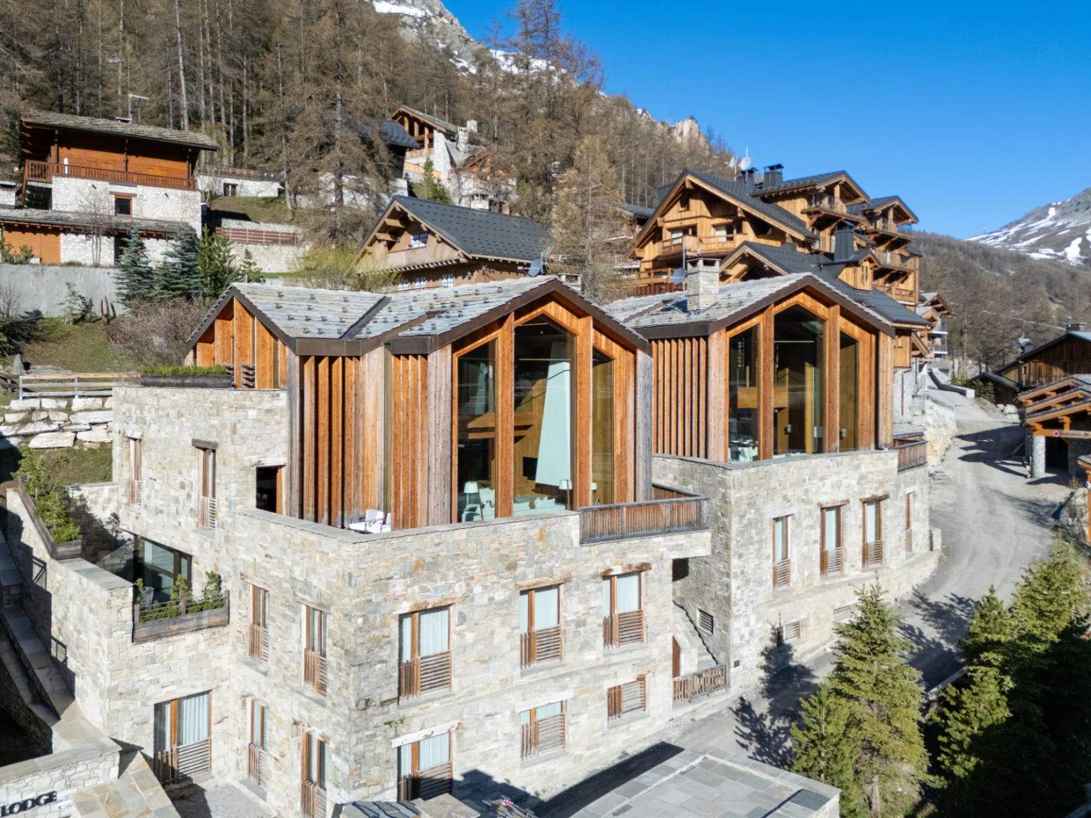 Val d’Isère Exclusive West Chalet | French Alps image 2 | Only on SopranoVillas