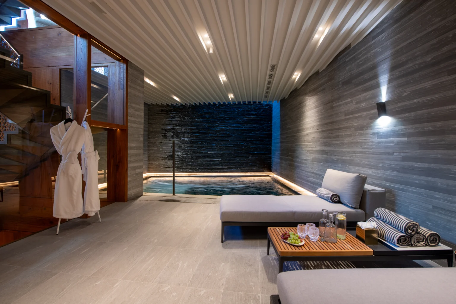 Val d’Isère Exclusive West Chalet | French Alps image 16 | Only on SopranoVillas