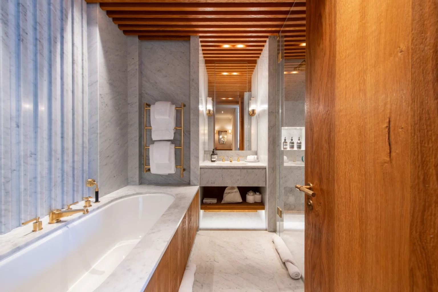 Val d’Isère Exclusive East Chalet | French Alps image 12 | Only on SopranoVillas