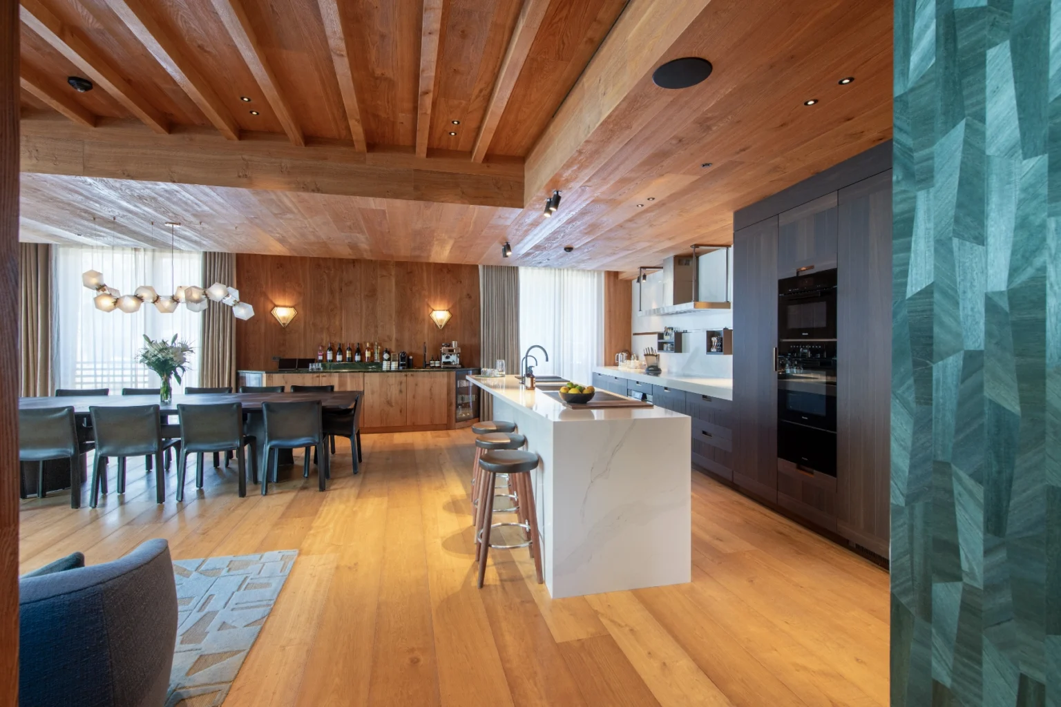 Val d’Isère Exclusive East Chalet | French Alps image 4 | Only on SopranoVillas