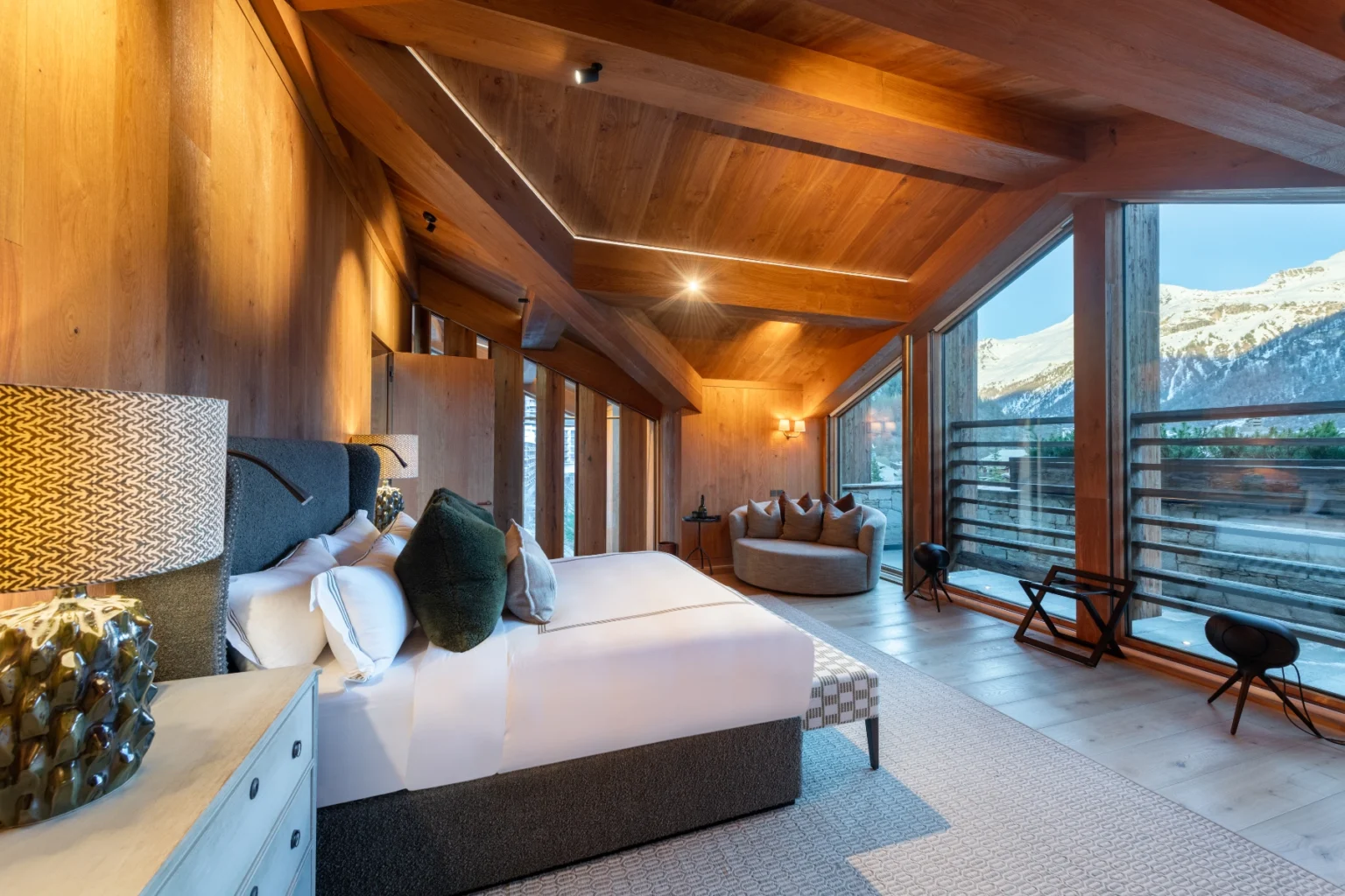 Val d’Isère Exclusive East Chalet | French Alps image 22 | Only on SopranoVillas