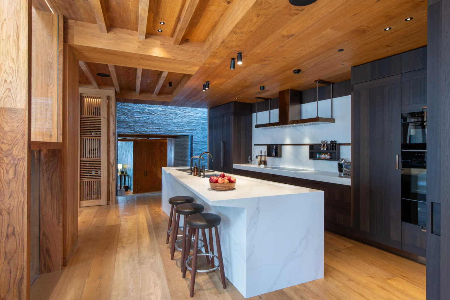 Val d’Isère Exclusive West Chalet | French Alps image 6 | Only on SopranoVillas