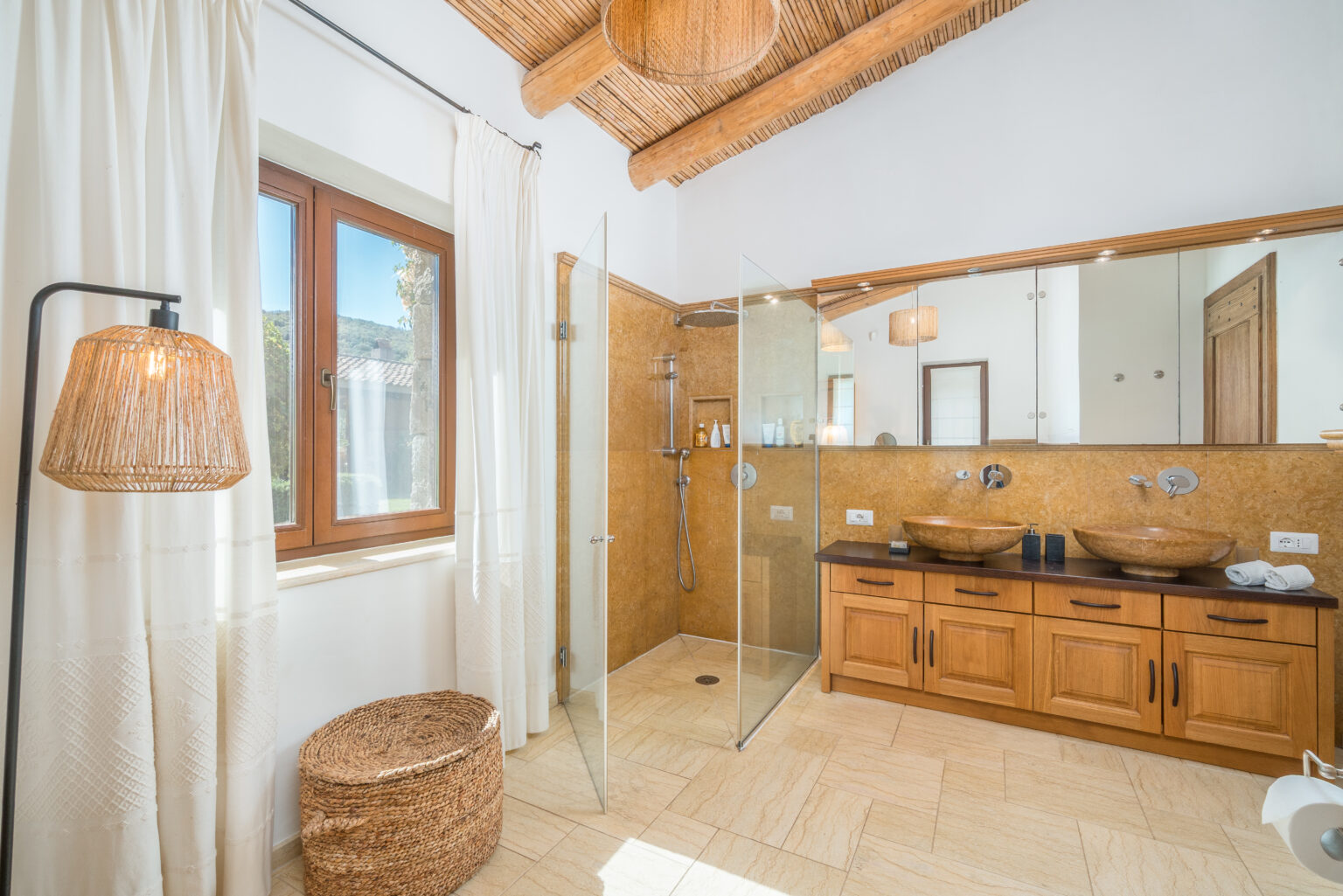 Mediterranean Retreat Villa | Sardinia image 16 | Only on SopranoVillas