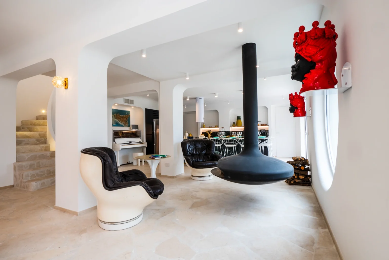 Modernist Seaview Villa | Sicily image 10 | Only on SopranoVillas