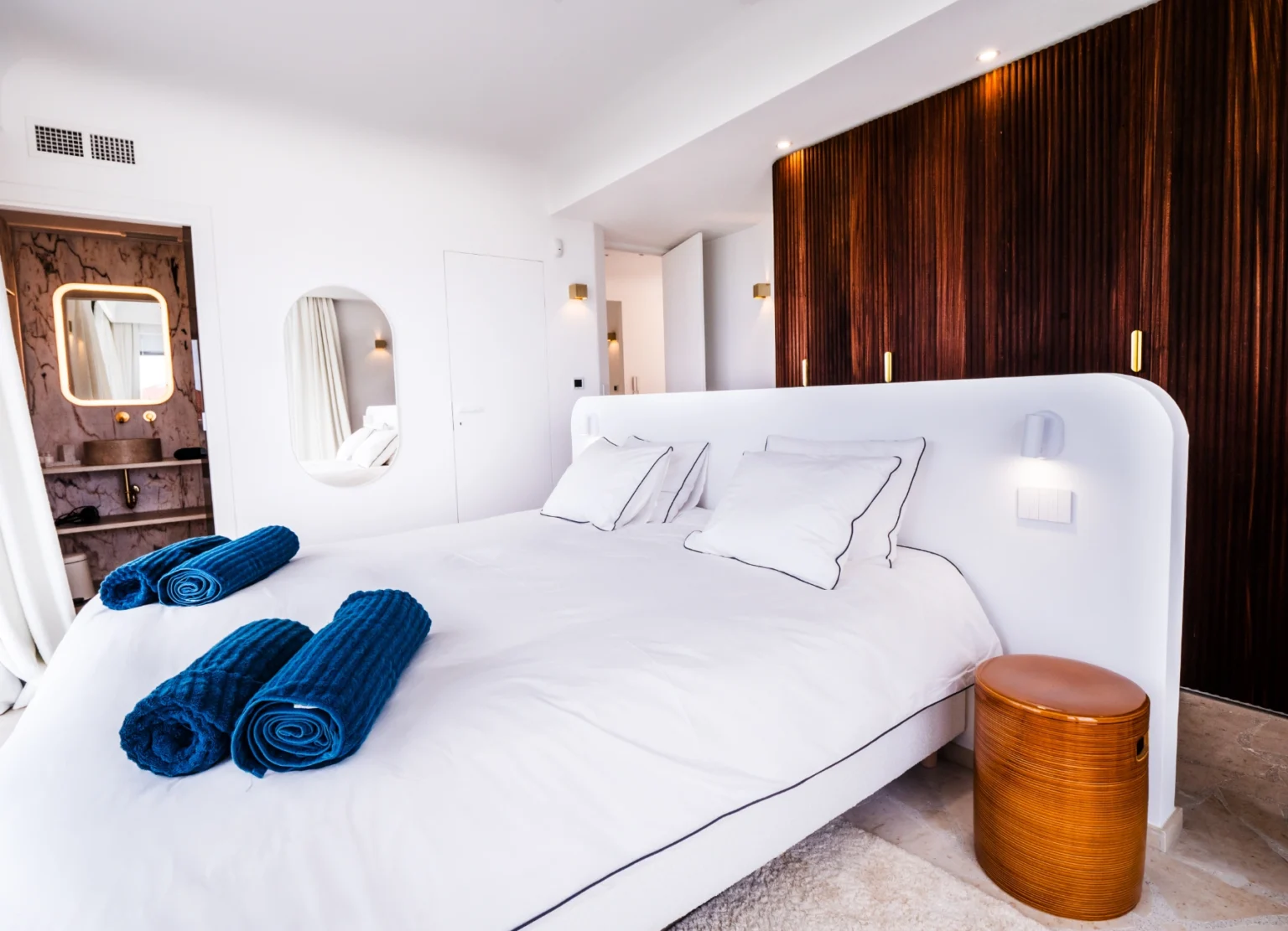 Modernist Seaview Villa | Sicily image 29 | Only on SopranoVillas