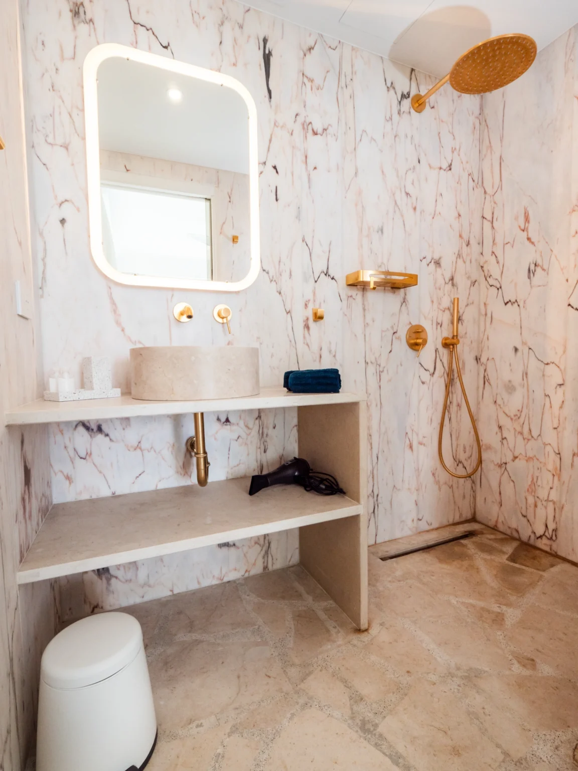 Modernist Seaview Villa | Sicily image 25 | Only on SopranoVillas