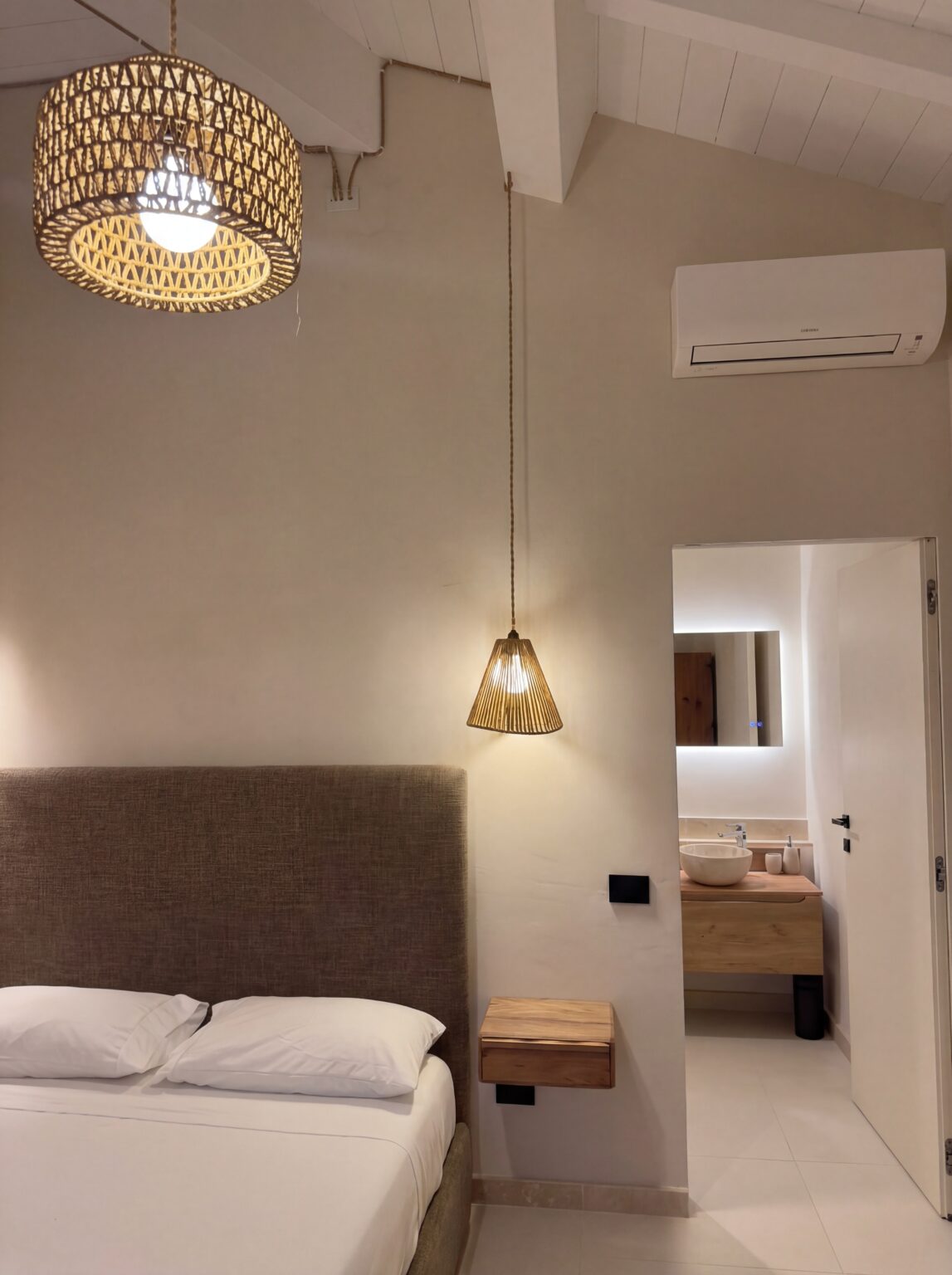 Castiglioncello Cliffside Retreat image 19 | Only on SopranoVillas