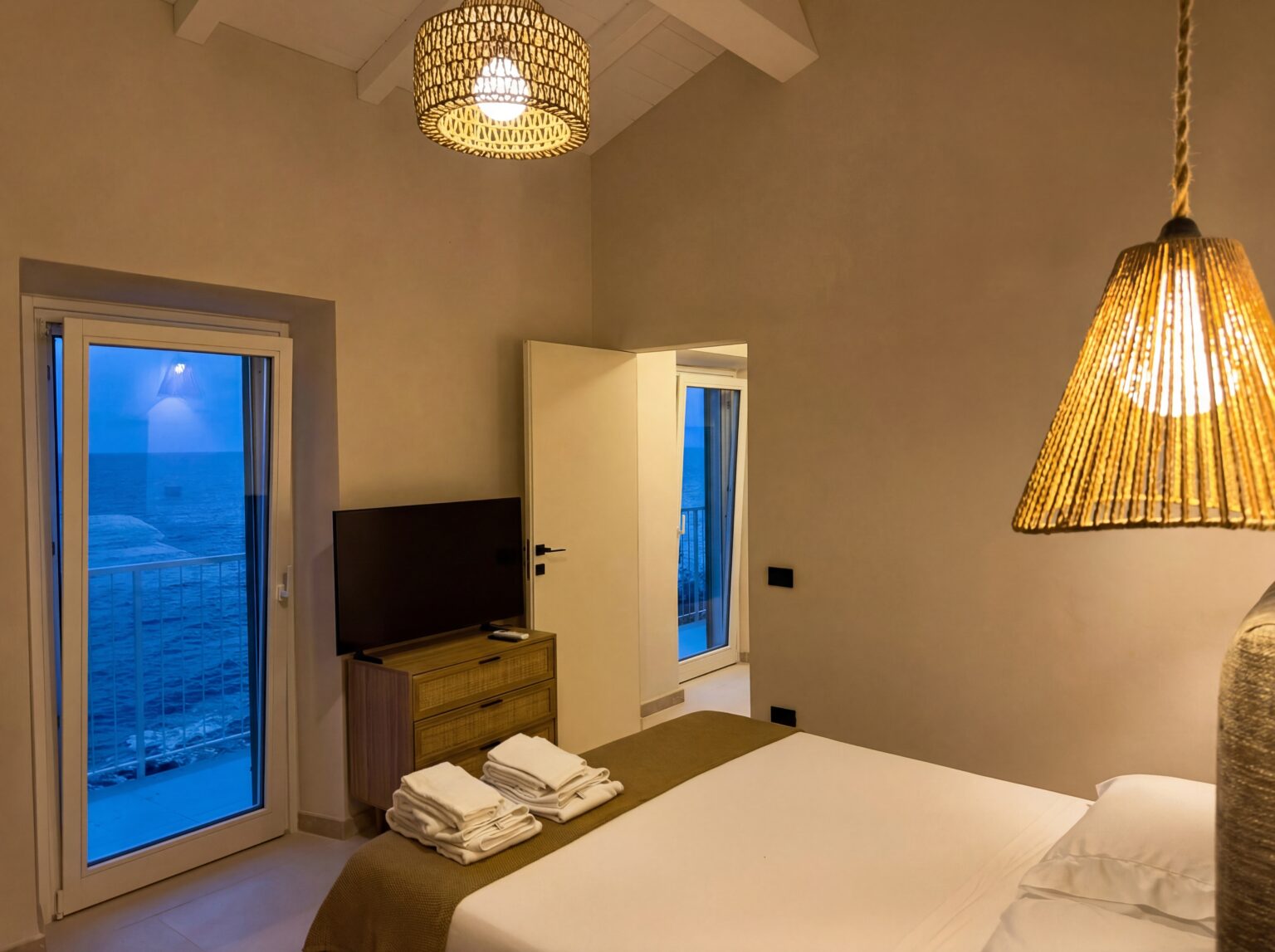 Castiglioncello Cliffside Retreat image 20 | Only on SopranoVillas