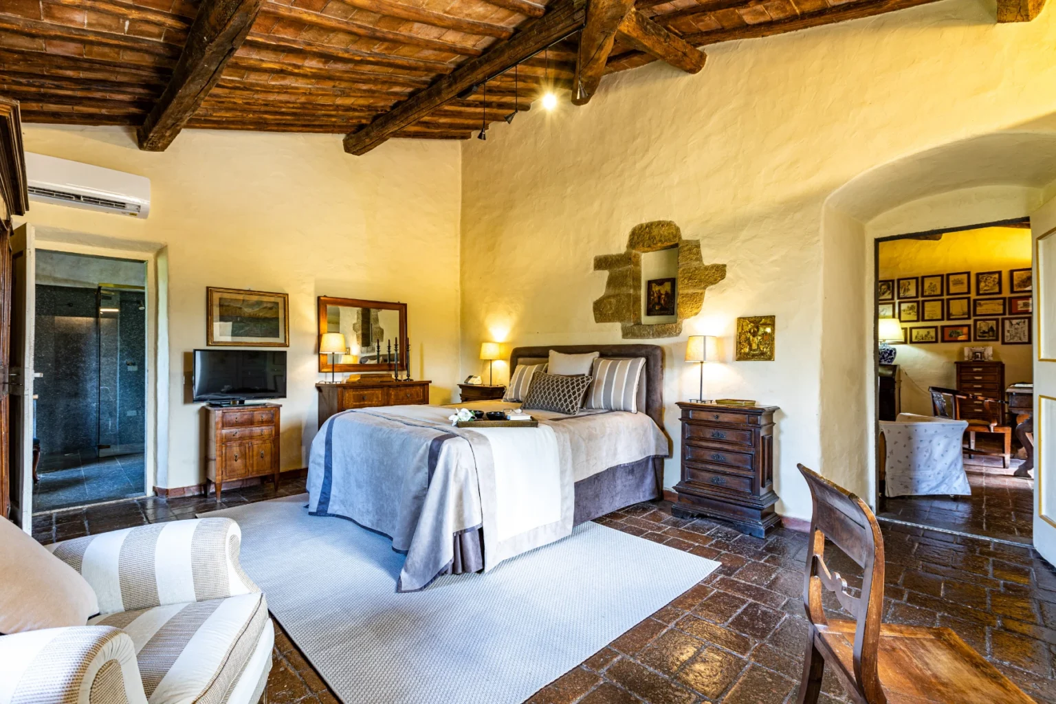 Chianti Heritage Estate | Tuscany image 28 | Only on SopranoVillas