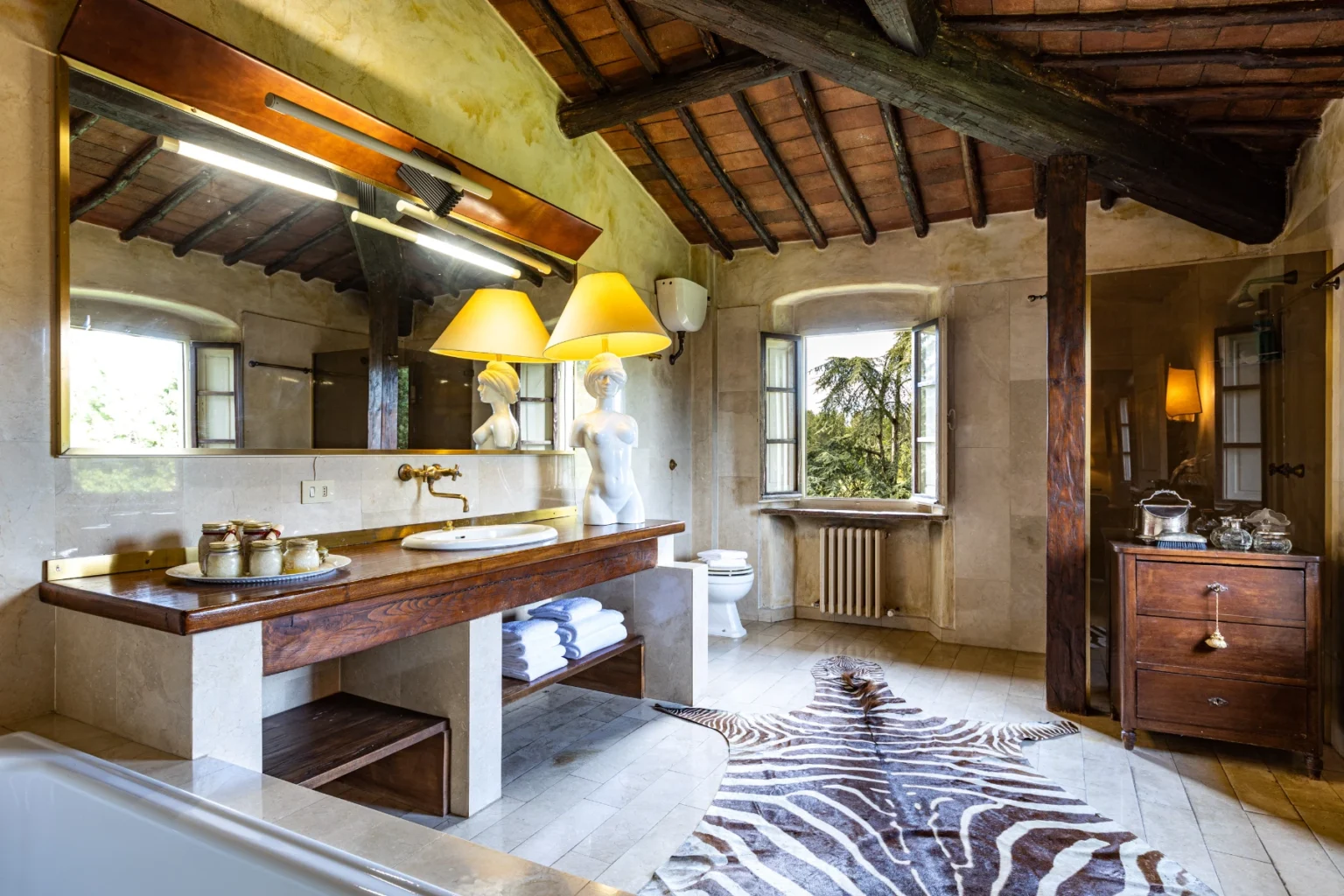 Chianti Heritage Estate | Tuscany image 33 | Only on SopranoVillas