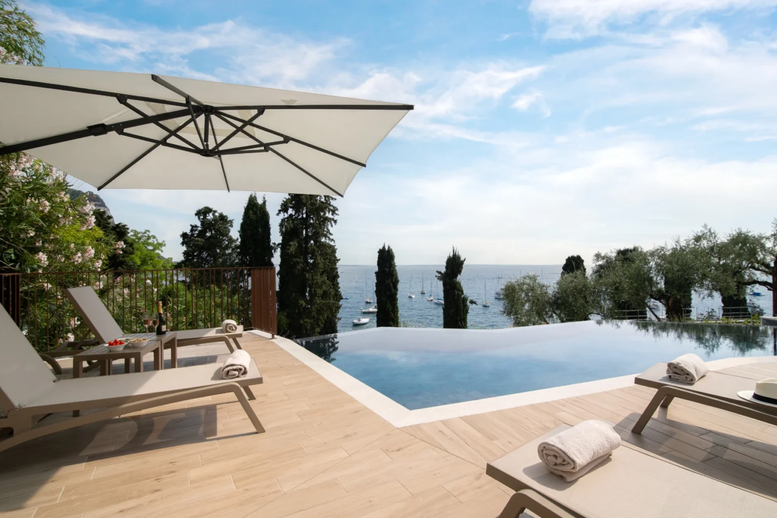 Historic Lakeview Villa | Lake Garda image 7 | Only on SopranoVillas