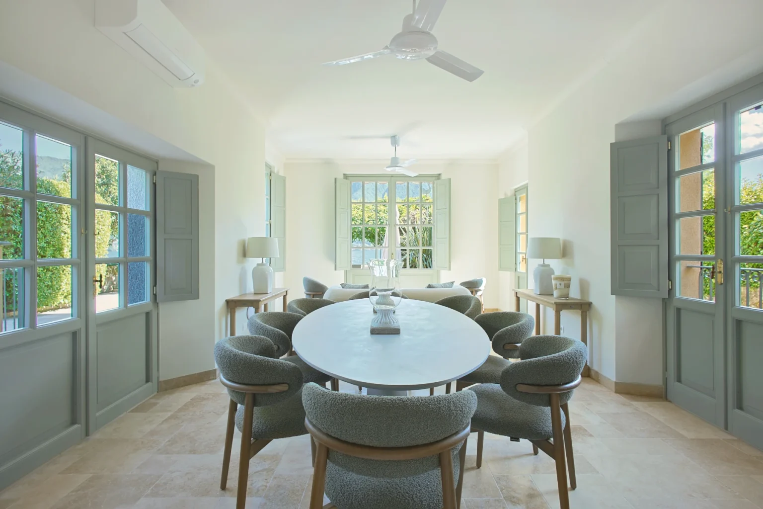 Romantic Lakefront Villa | Lake Como image 3 | Only on SopranoVillas