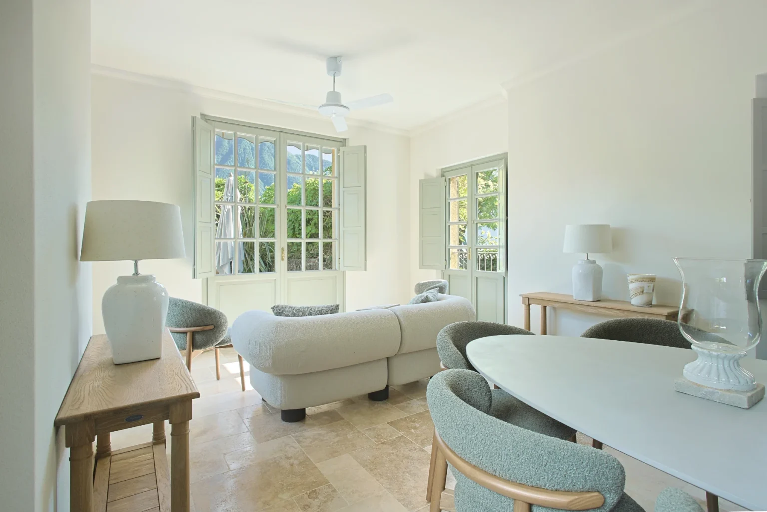 Romantic Lakefront Villa | Lake Como image 4 | Only on SopranoVillas