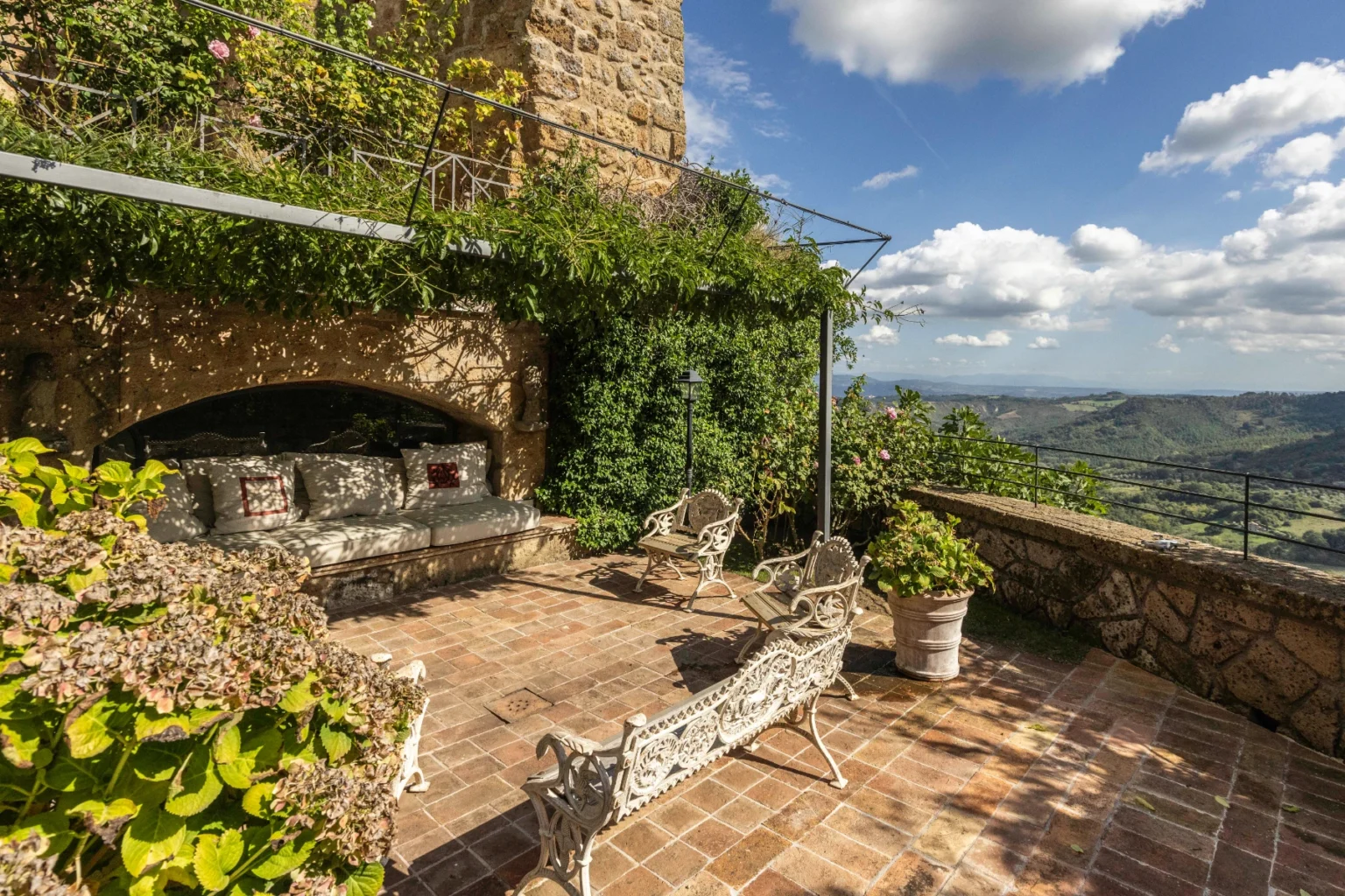Bagnoregio Historic Residence | Lazio image 20 | Only on SopranoVillas