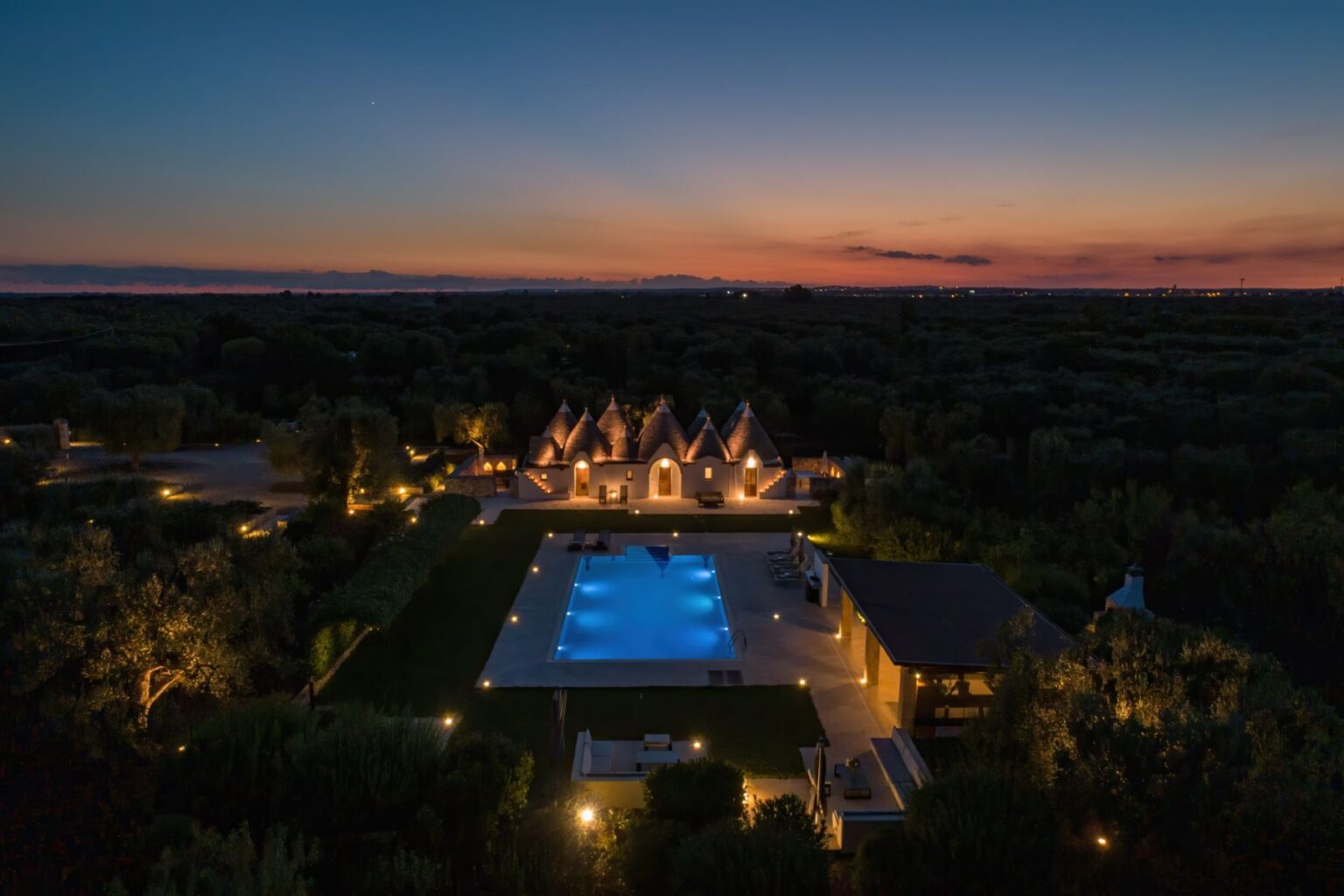 Twin Courtyard Trulli | Puglia image 20 | Only on SopranoVillas